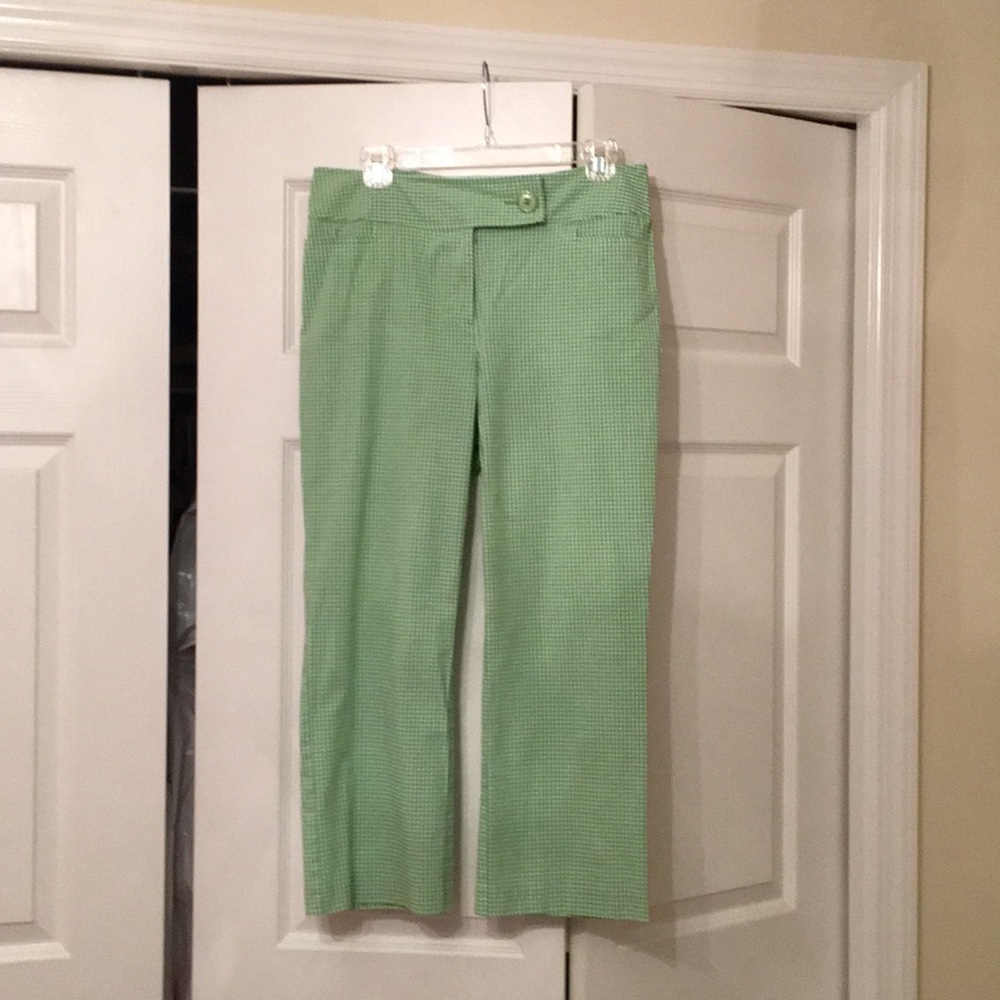 Women’s INC green gingham capri pants sz 10